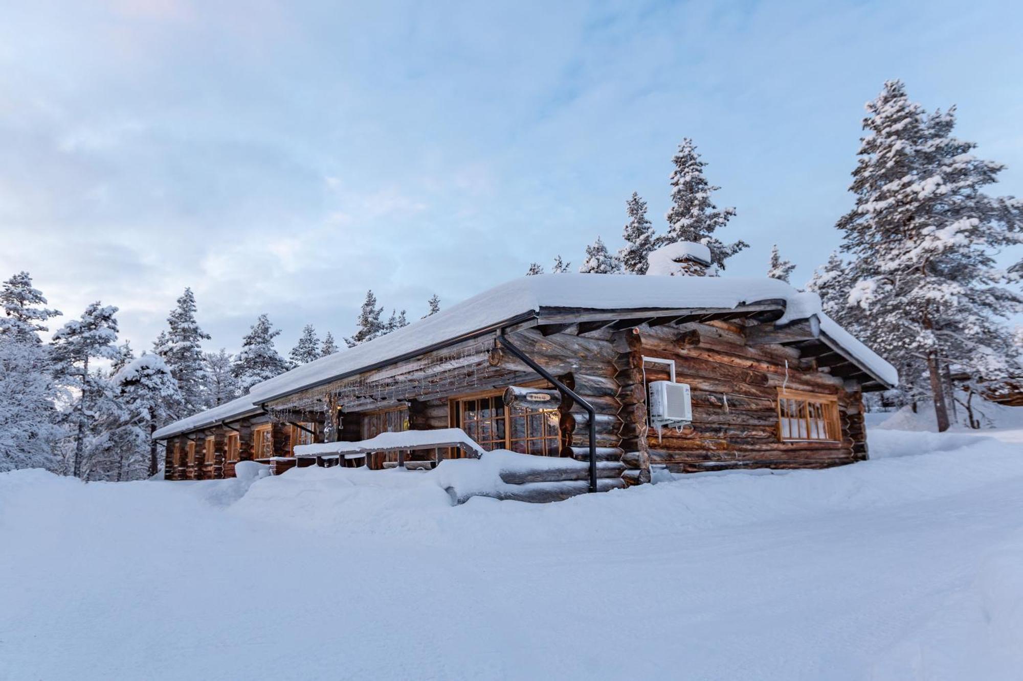 Kuukkeli Log Houses Aurora Resort Saariselkä Exterior foto